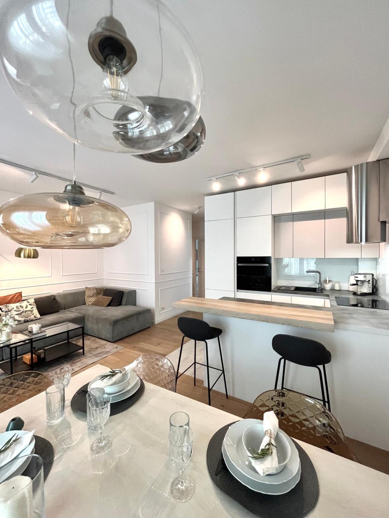 Luxury Apartment Rinos - Free Garage Parking Split Exterior photo